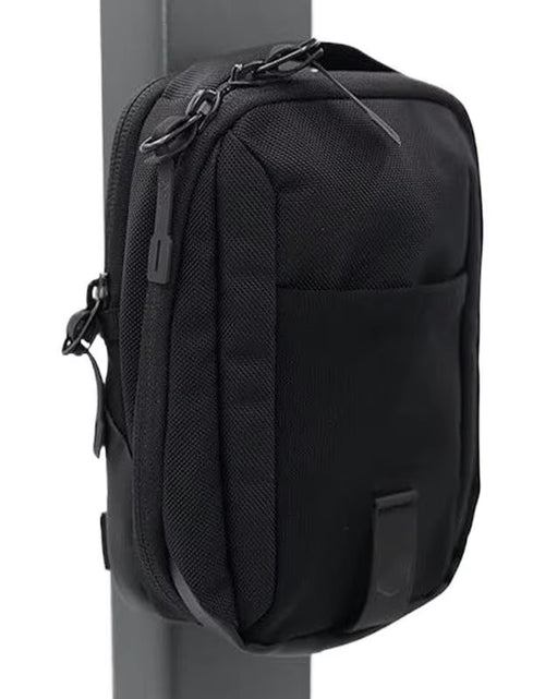 Load image into Gallery viewer, Magnetic Gym Phone Sling Bag for Men Women GYM Floor Organizer Sport Chest Crossbody Handle Pouch for Earphone Key Water Bottle
