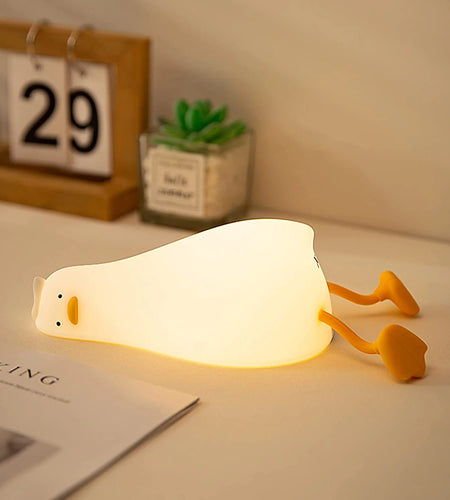 Lying Flat Duck Night Light, LED Squishy Duck Lamp, Cute Light up Duck, Silicone Dimmable Nursery Nightlight, Rechargeable Bedside Touch Lamp for Breastfeeding, Finn the Duck.